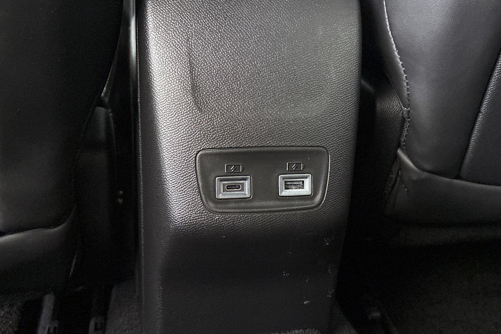 Peugeot 2008 (JVZ02R) met abonnement