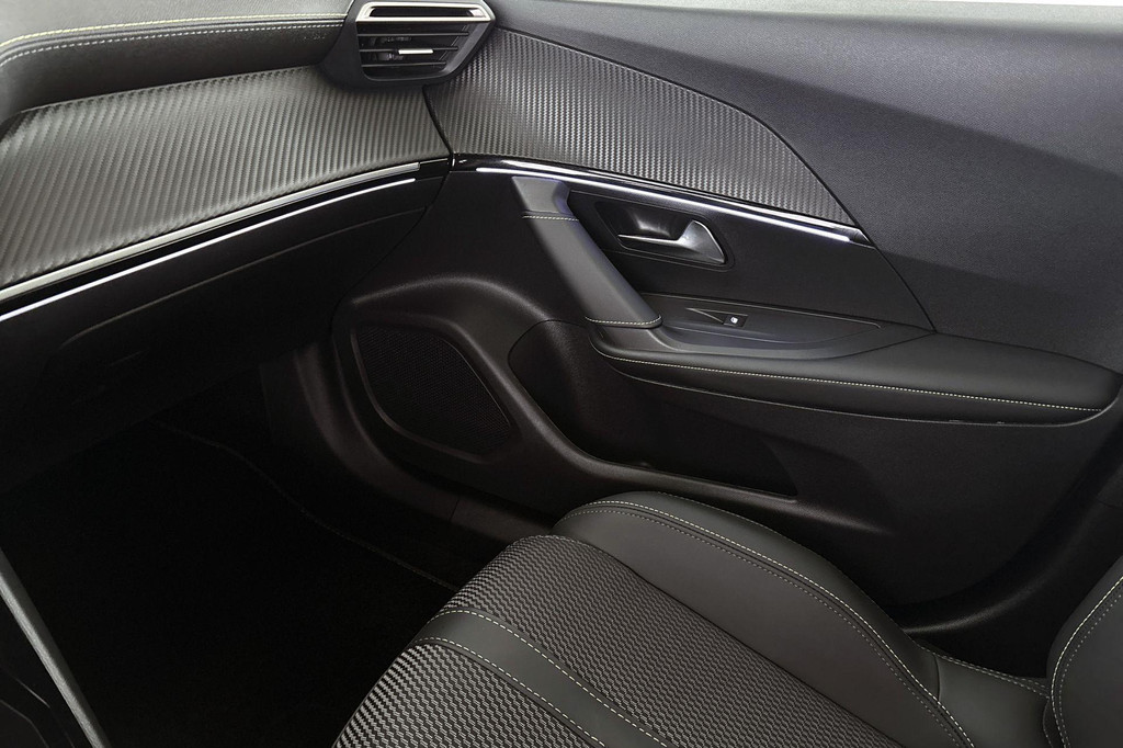 Peugeot 2008 (JVZ02R) met abonnement