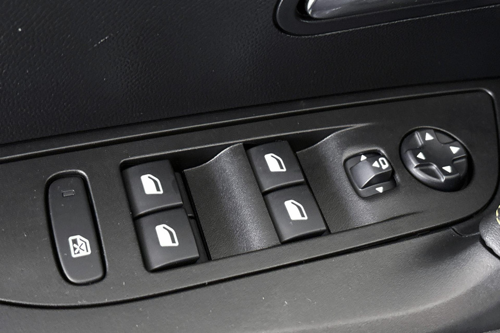 Peugeot 2008 (X543XD) met abonnement