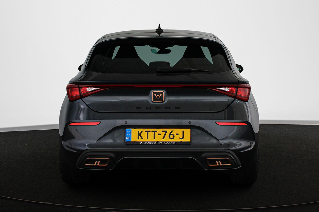 CUPRA Leon Sportstourer (KTT76J) met abonnement