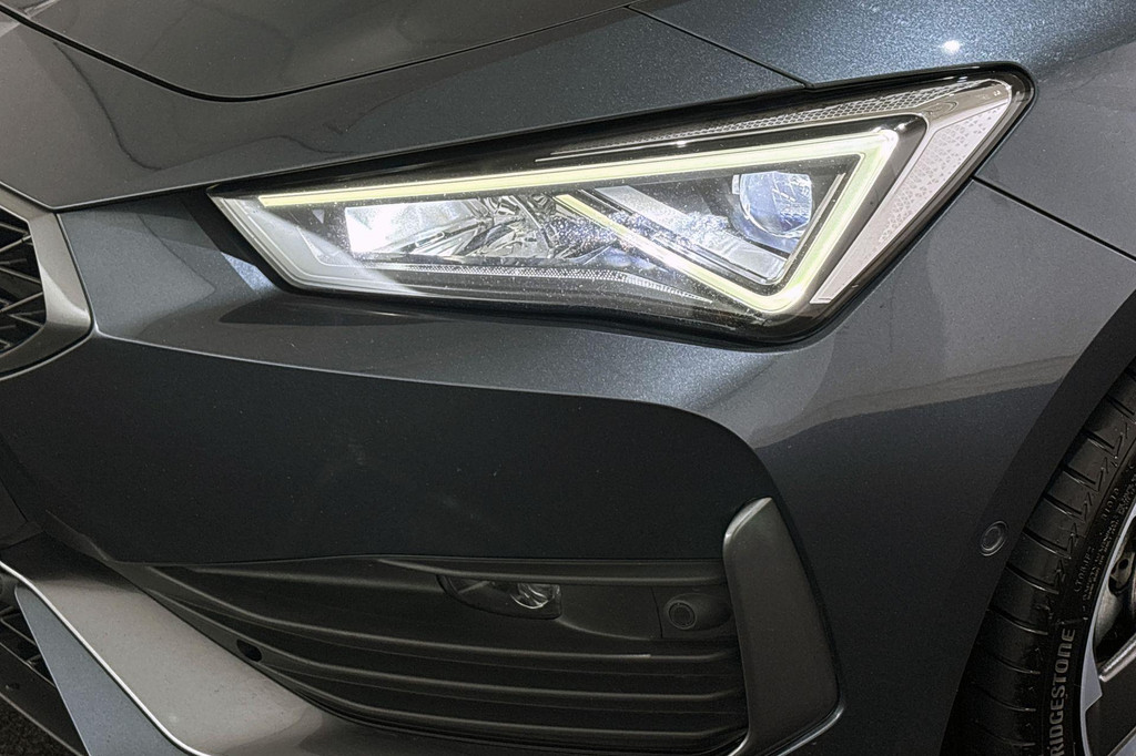 CUPRA Leon Sportstourer (KTT76J) met abonnement