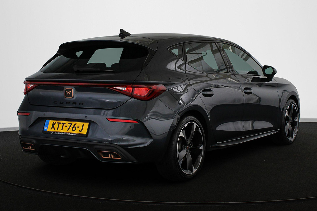 CUPRA Leon Sportstourer (KTT76J) met abonnement