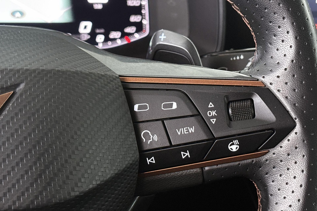 CUPRA Leon Sportstourer (KTT76J) met abonnement