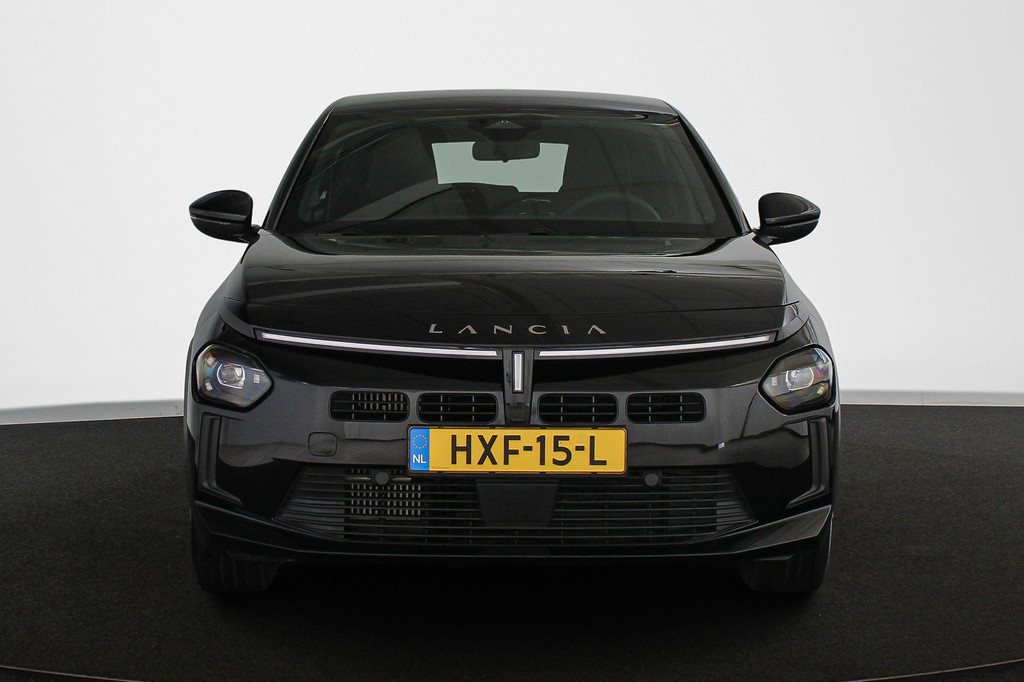Lancia Ypsilon (HXF15L) met abonnement