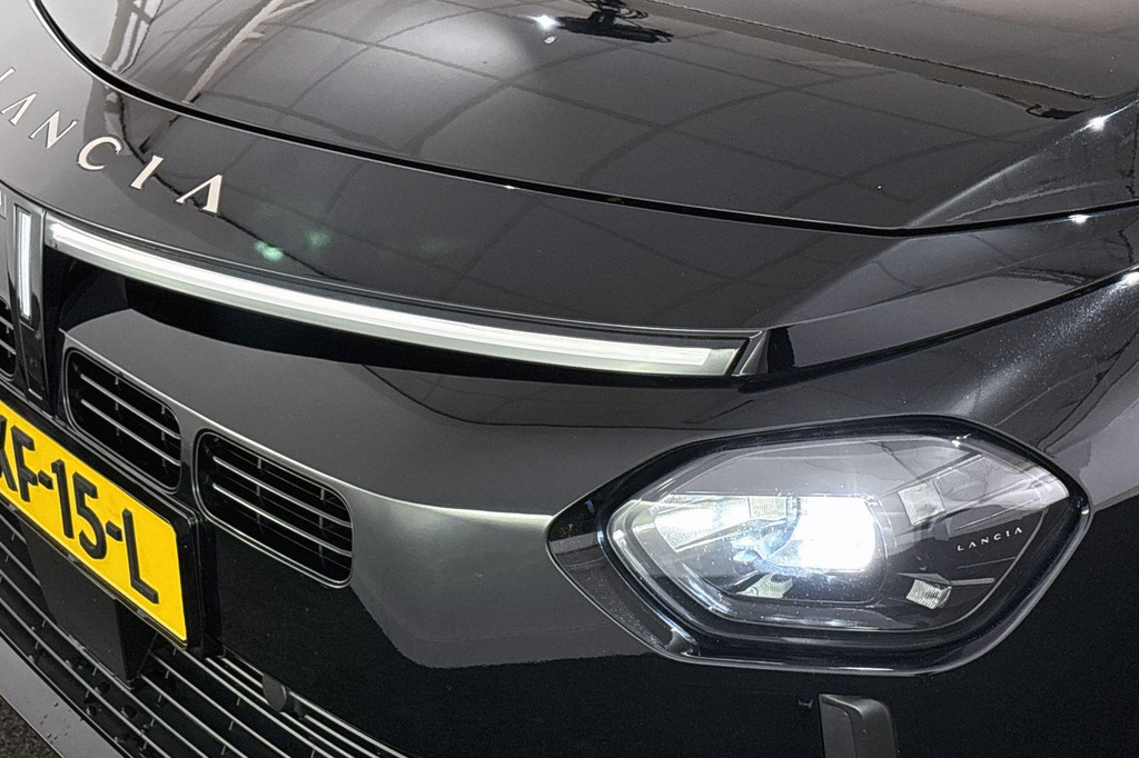 Lancia Ypsilon (HXF15L) met abonnement
