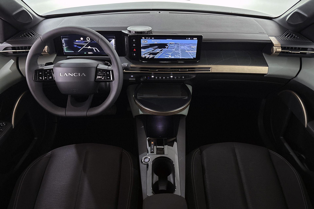 Lancia Ypsilon (HXF15L) met abonnement