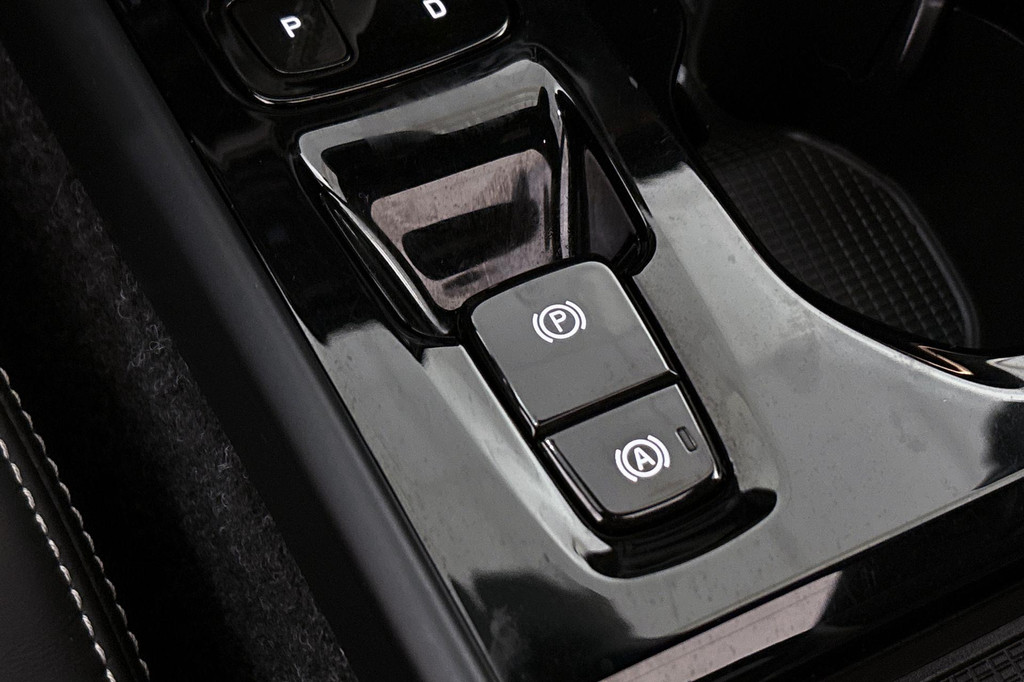 Volvo XC40 (KPJ13R) met abonnement