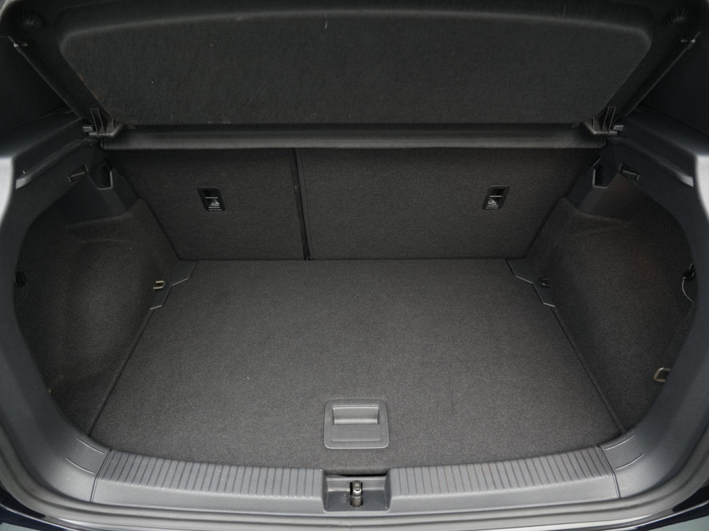 Volkswagen T-Cross (KTZ33T) met abonnement