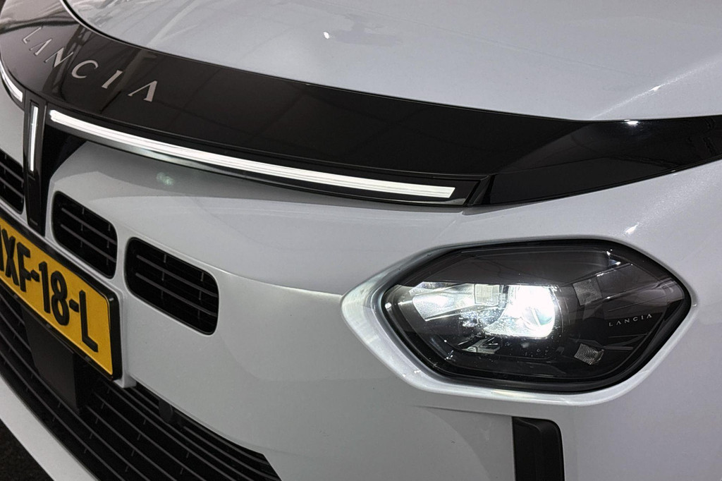 Lancia Ypsilon (HXF18L) met abonnement