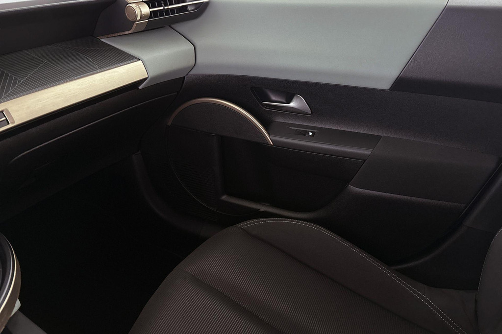 Lancia Ypsilon (HXF18L) met abonnement