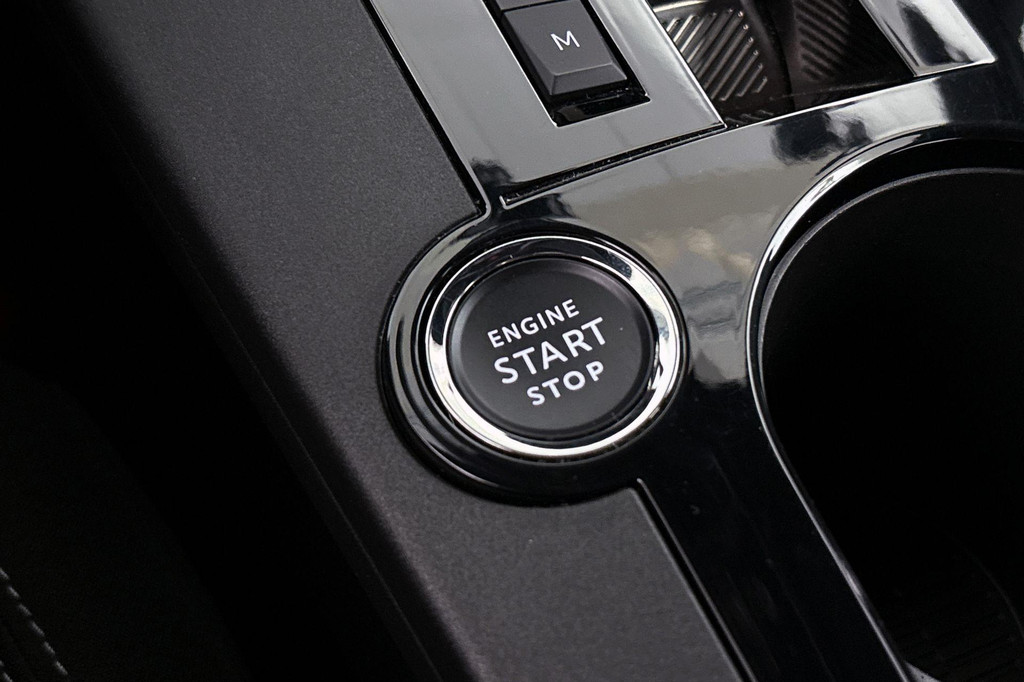 Lancia Ypsilon (HXF18L) met abonnement