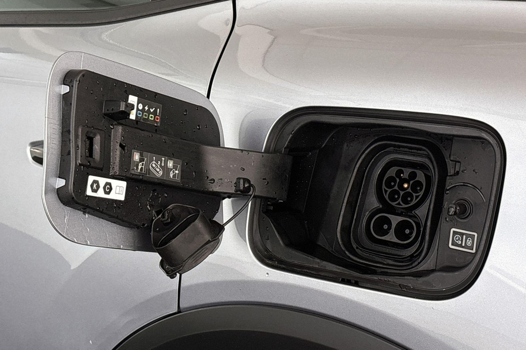 Citroën Ë-C4 (N572DS) met abonnement