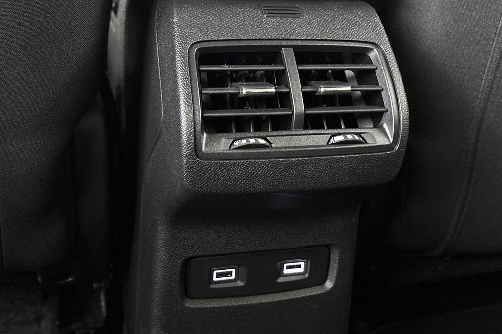 Citroën Ë-C4 (N572DS) met abonnement