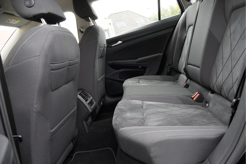 Volkswagen GOLF Variant (N566NZ) met abonnement