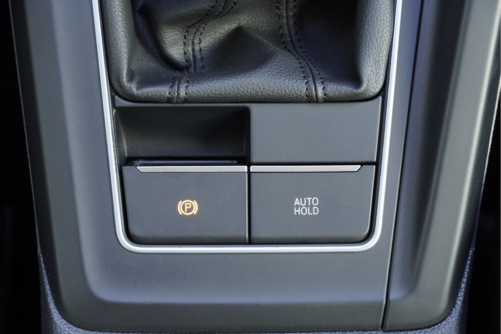 Volkswagen GOLF Variant (N566NZ) met abonnement