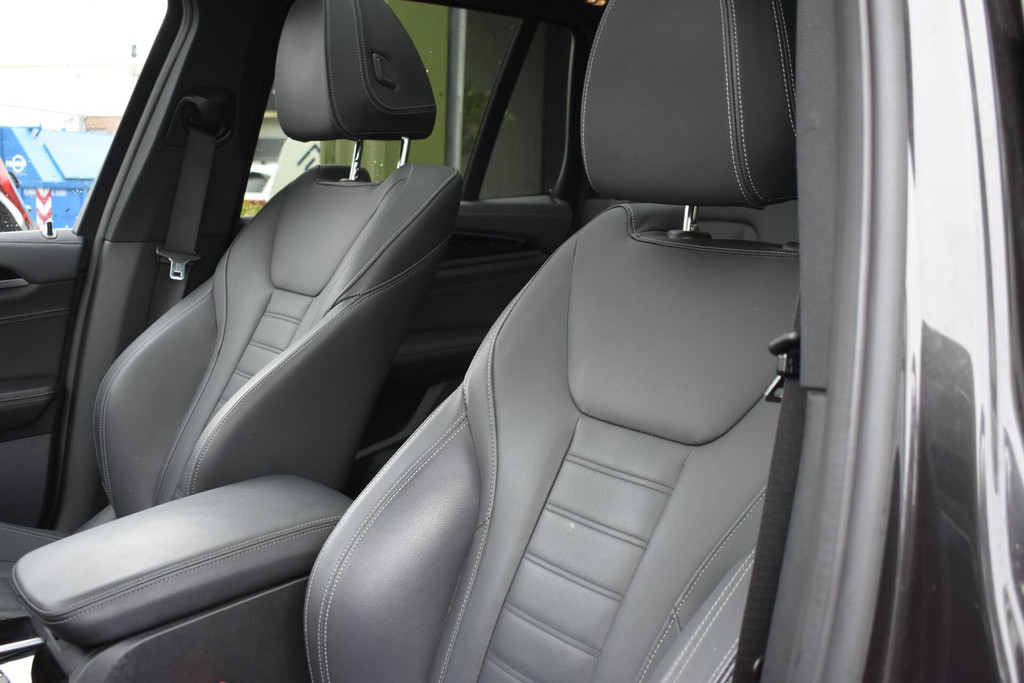 BMW iX3 (L279XH) met abonnement