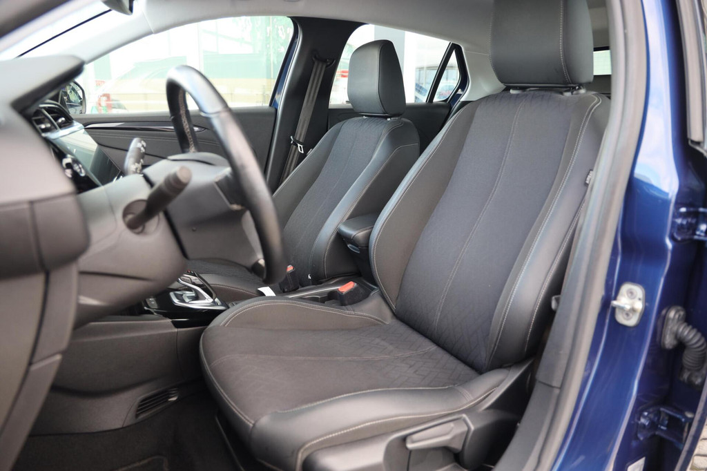 Opel CORSA-E (J856JD) met abonnement