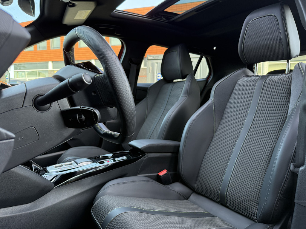 Peugeot e-2008 (T385ZS) met abonnement