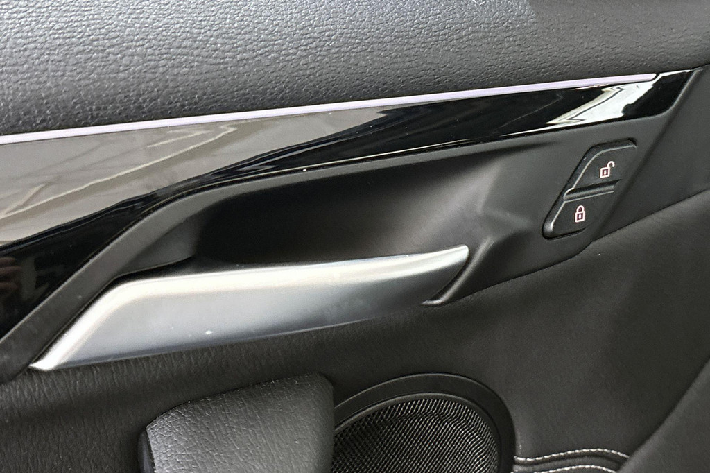 BMW X1 (KVZ05K) met abonnement