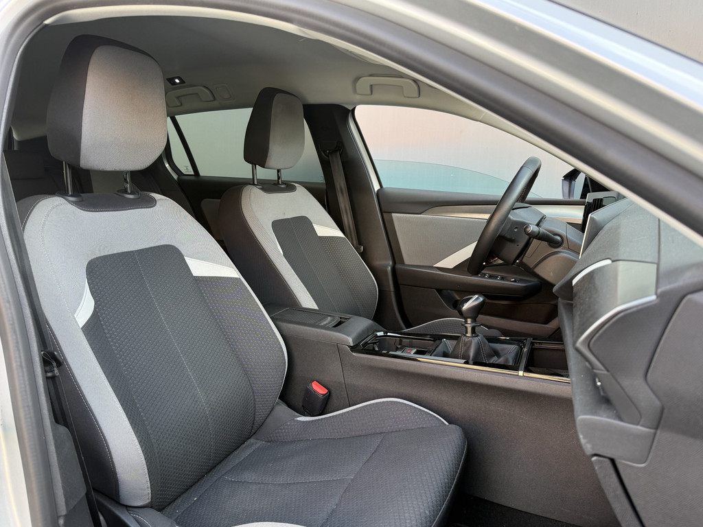 Opel Astra (T354JB) met abonnement