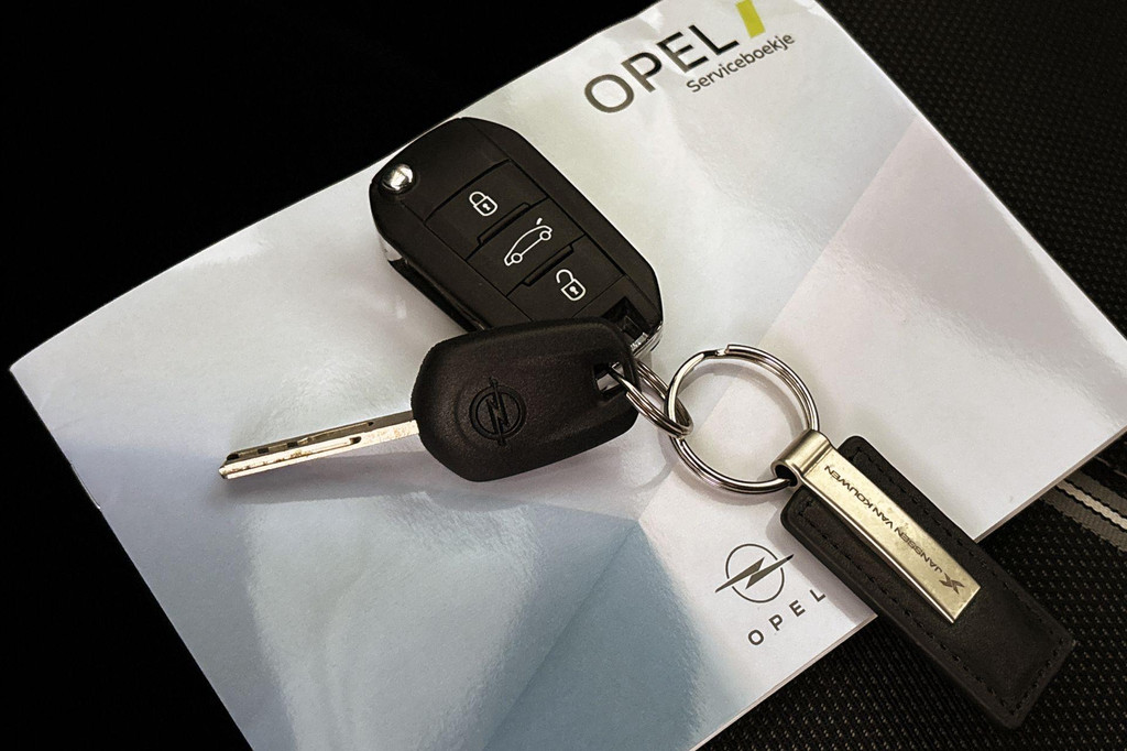 Opel Corsa (HVS57Z) met abonnement