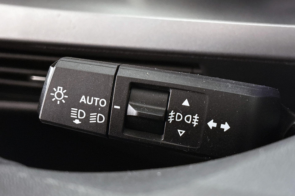 Opel Frontera (KKJ06H) met abonnement
