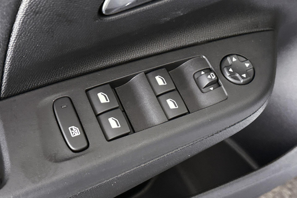 Opel Corsa (KRJ68V) met abonnement