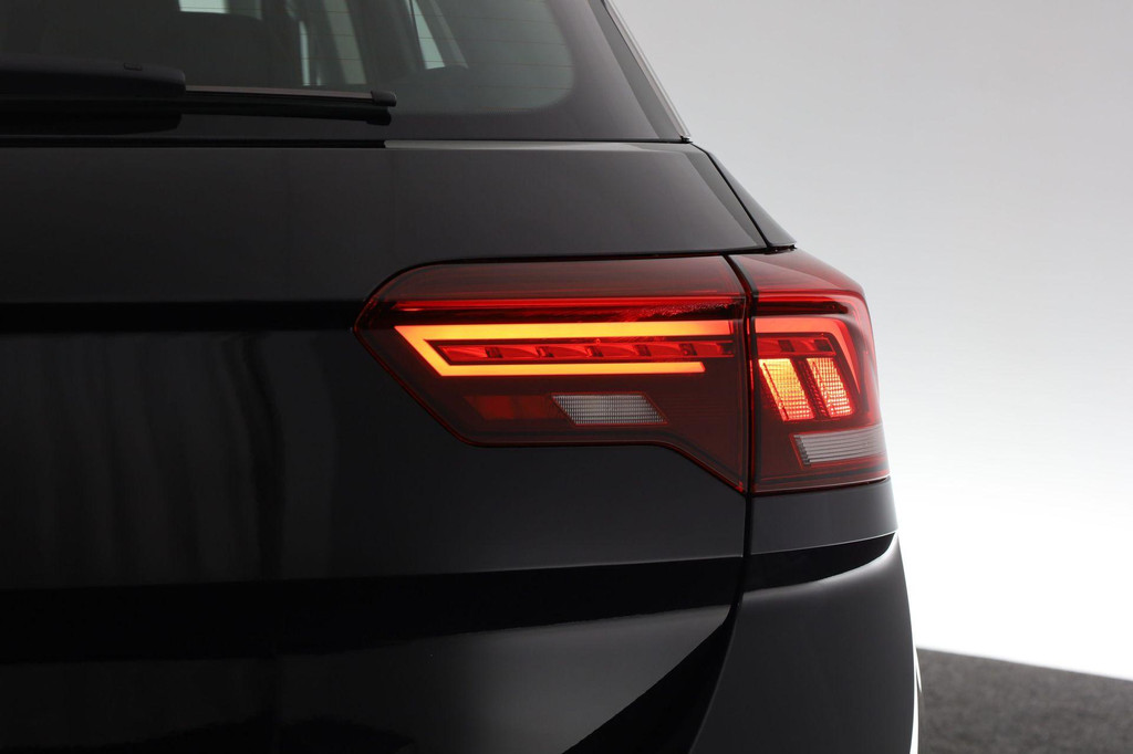Volkswagen T-Roc (JGT04D) met abonnement
