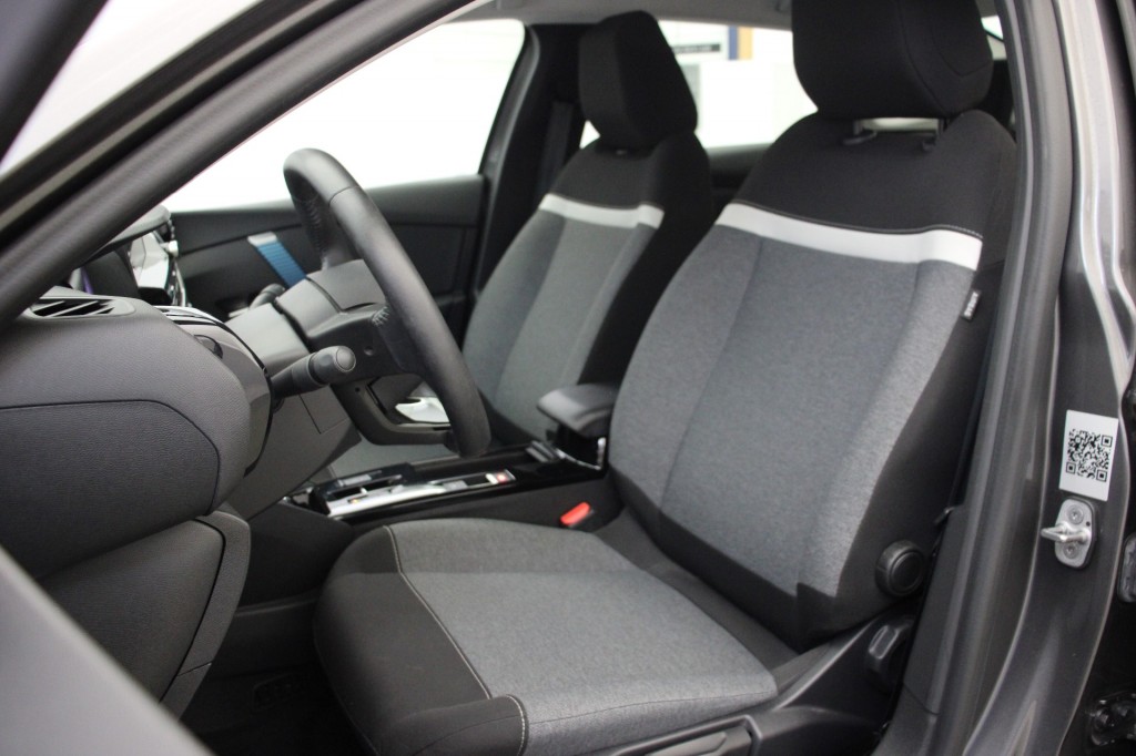 Citroën Ë-C4 (T863NX) met abonnement