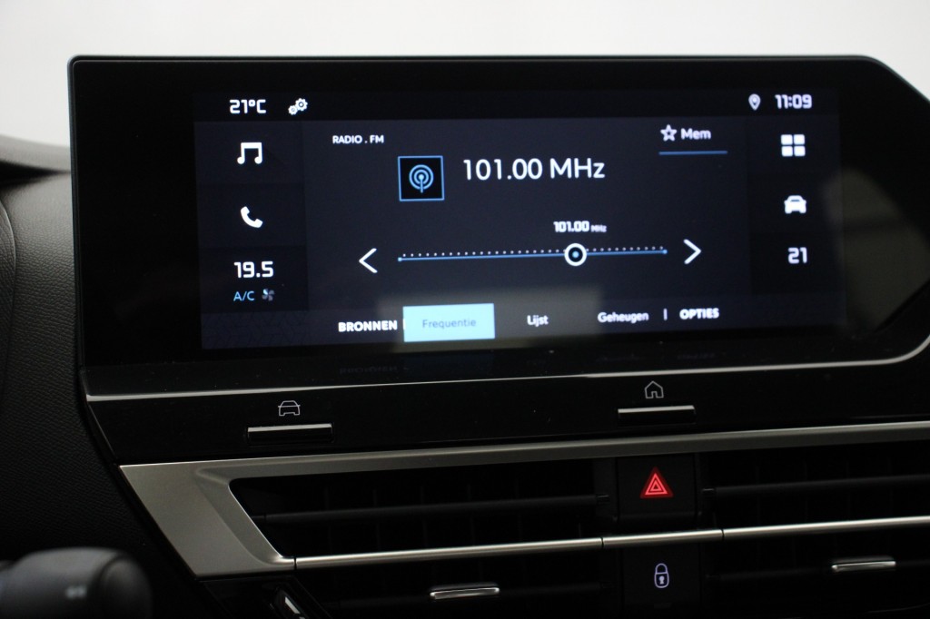 Citroën Ë-C4 (T863NX) met abonnement