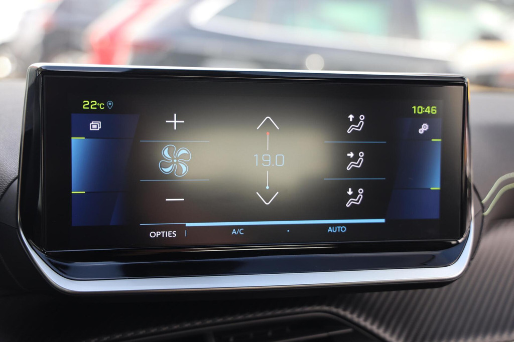 Peugeot e-208 (S582FL) met abonnement