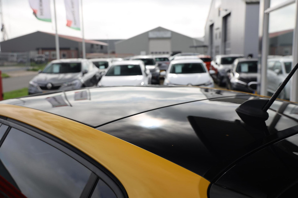 Peugeot e-208 (S582FL) met abonnement