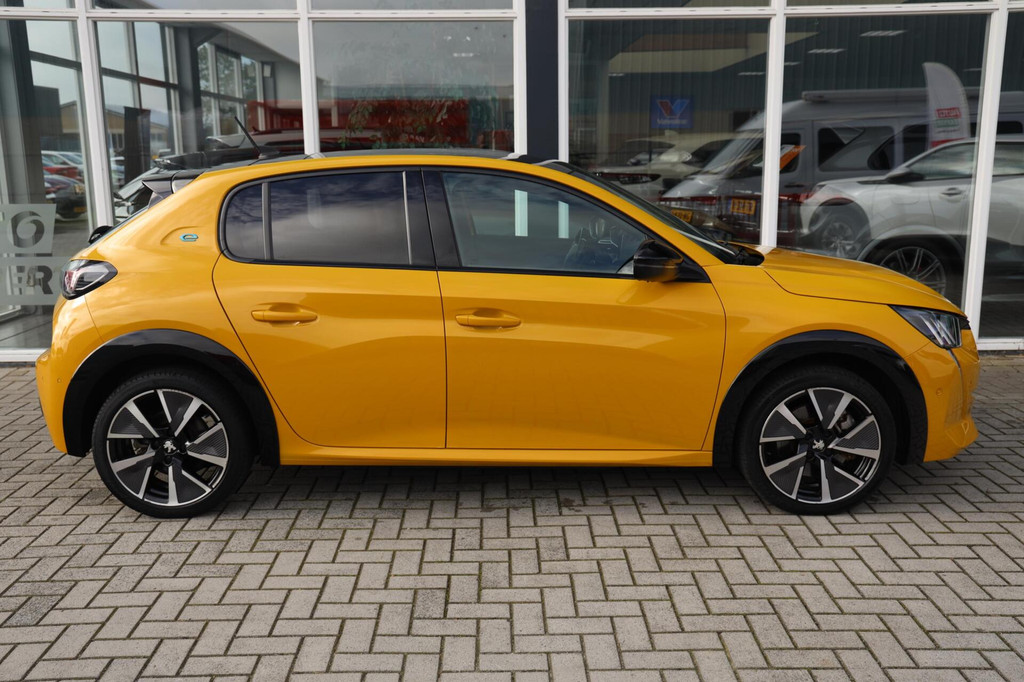 Peugeot e-208 (S582FL) met abonnement