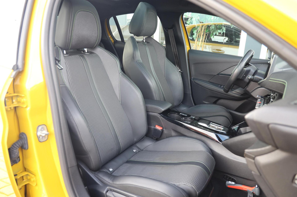 Peugeot e-208 (S582FL) met abonnement