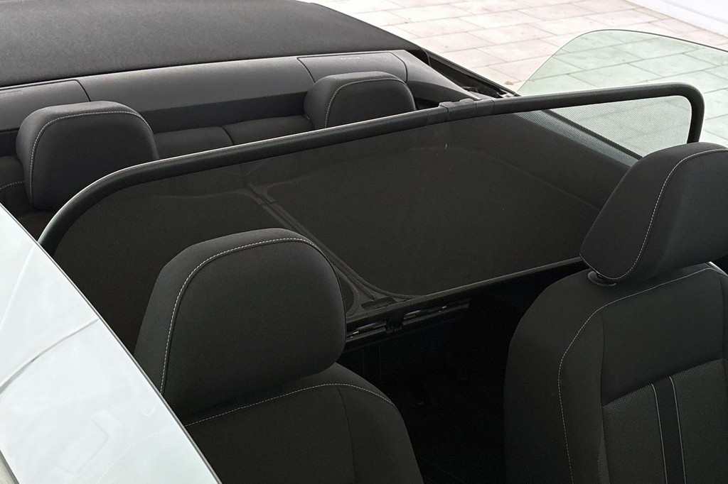 Volkswagen T-Roc Cabrio (KVD29K) met abonnement