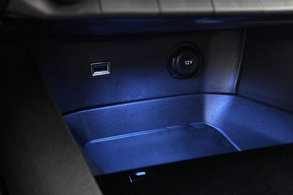 Peugeot 3008 (P859DK) met abonnement