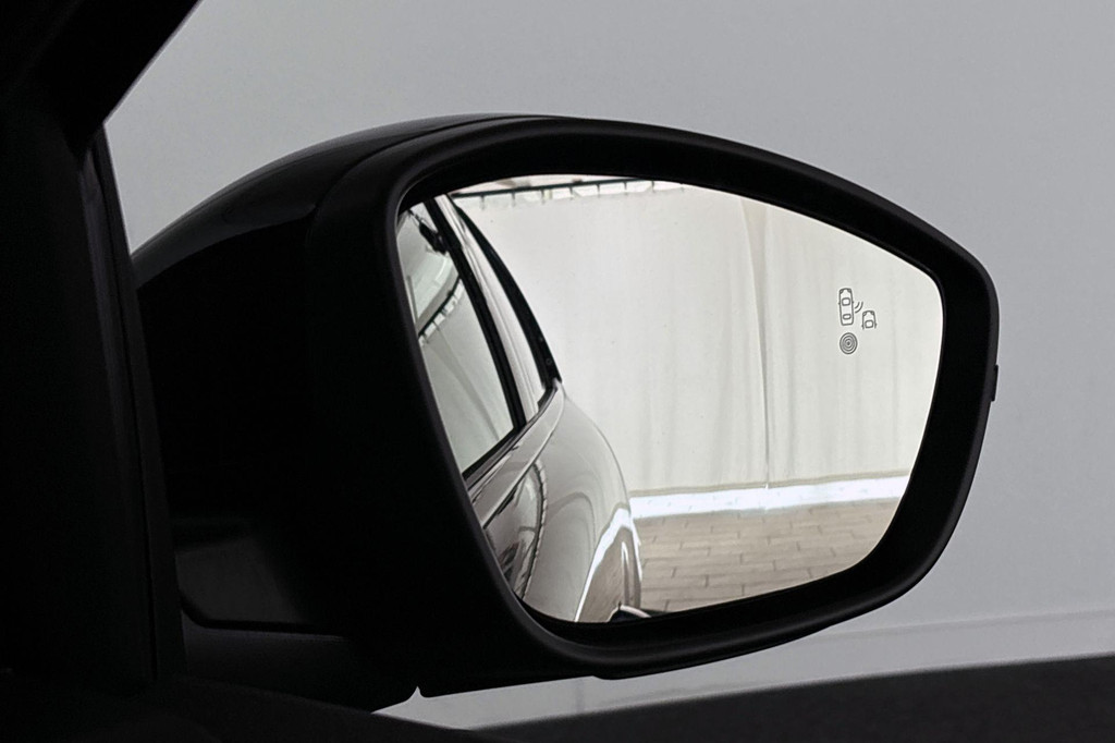 Lancia Ypsilon (HRH45H) met abonnement
