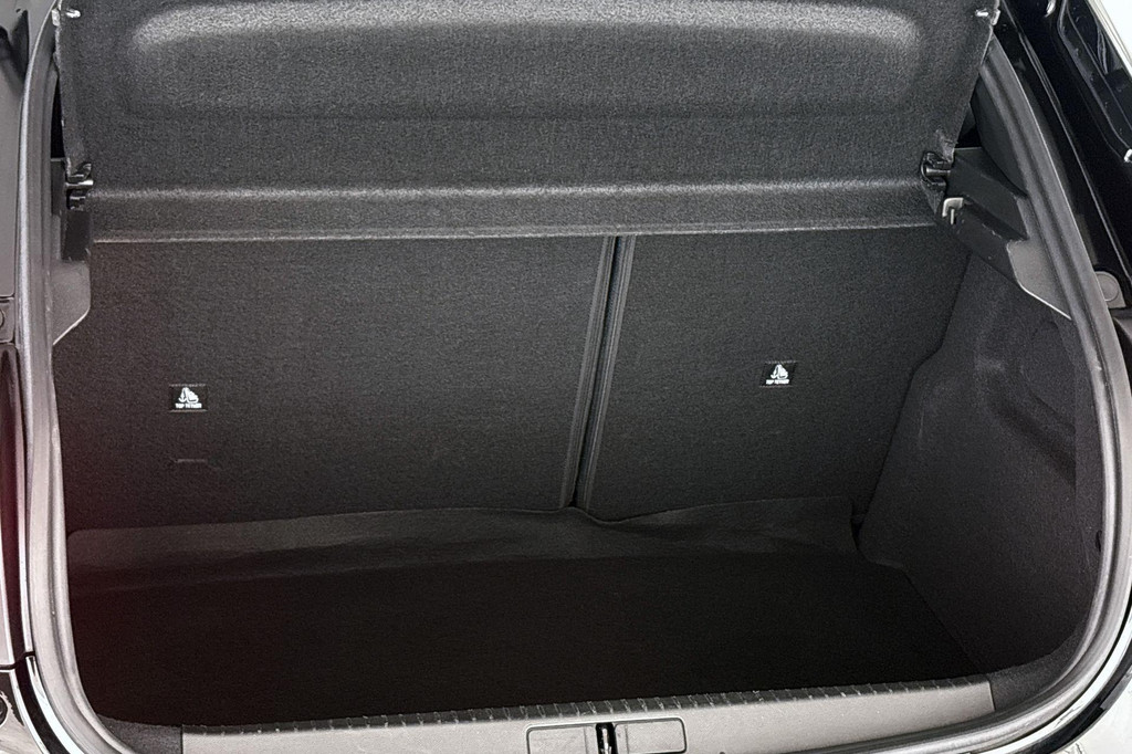 Lancia Ypsilon (HRH45H) met abonnement