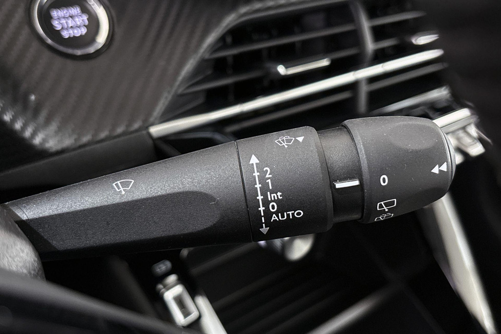Peugeot e-208 (T436ZS) met abonnement