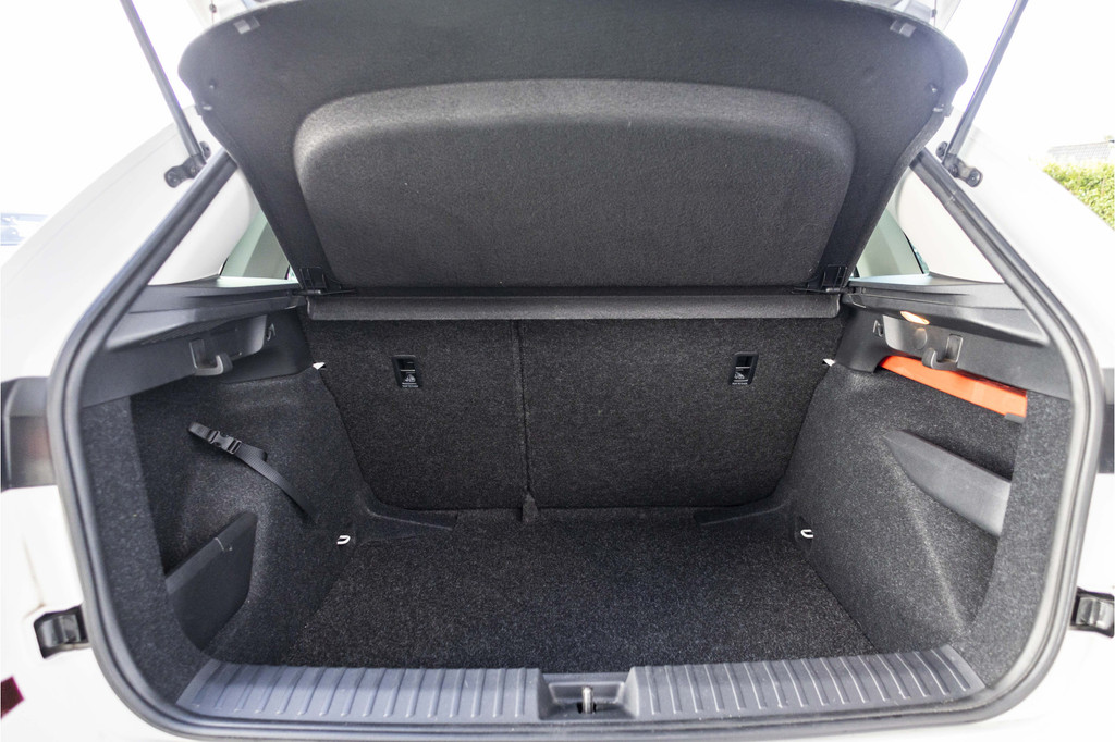 ŠKODA Kamiq (X508SV) met abonnement