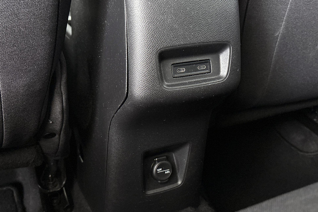 Opel Frontera (JBS06P) met abonnement
