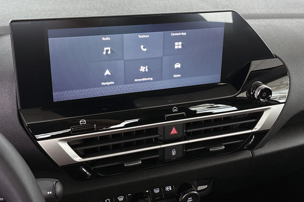 Citroën Ë-C4 (GKB89D) met abonnement