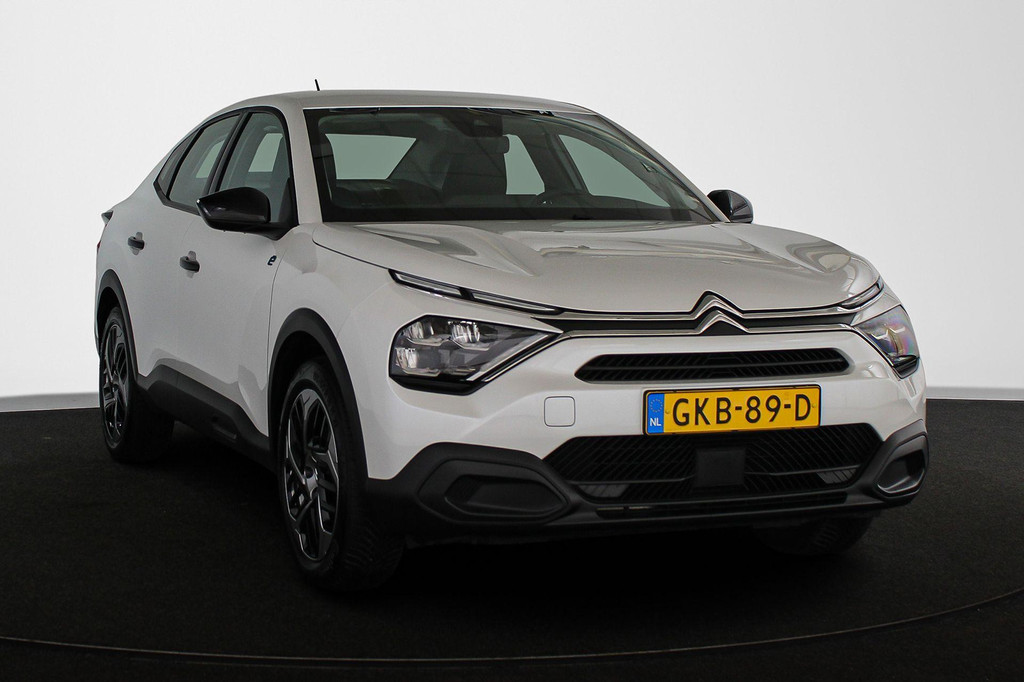 Citroën Ë-C4 (GKB89D) met abonnement