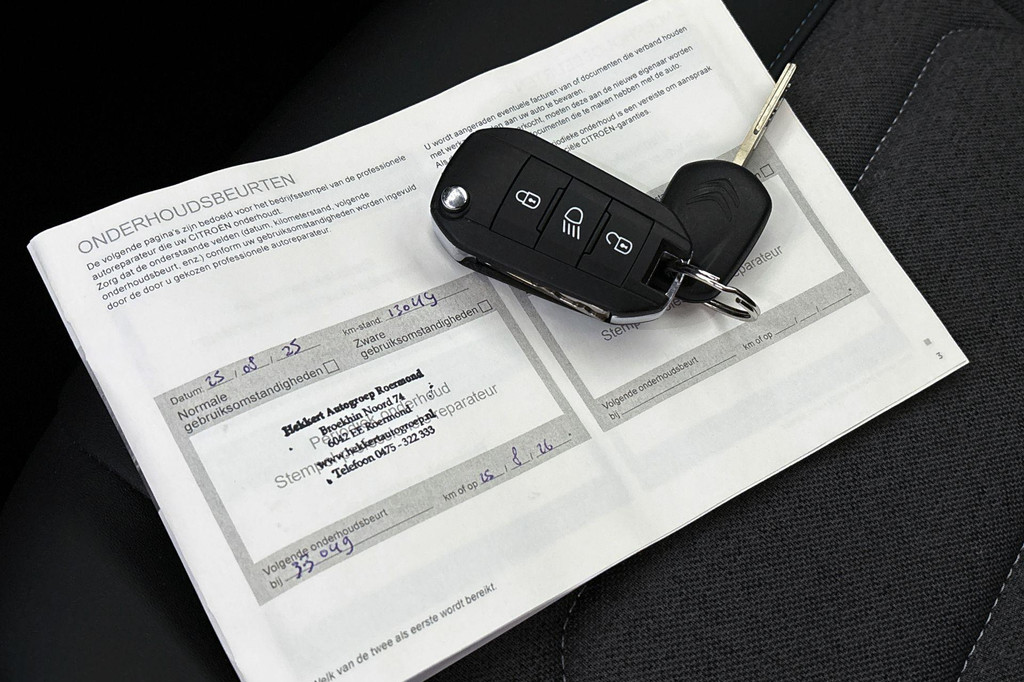 Citroën Ë-C4 (GKB89D) met abonnement