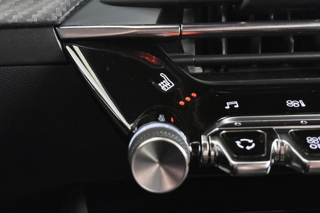 Peugeot 208 (P584GF) met abonnement
