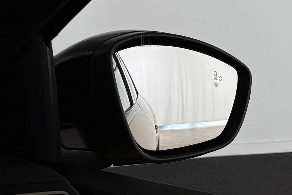 Peugeot 208 (P584GF) met abonnement