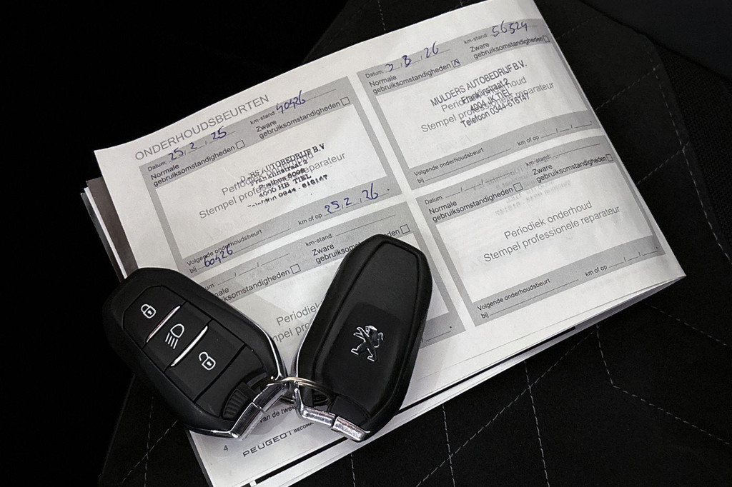 Peugeot 208 (P584GF) met abonnement
