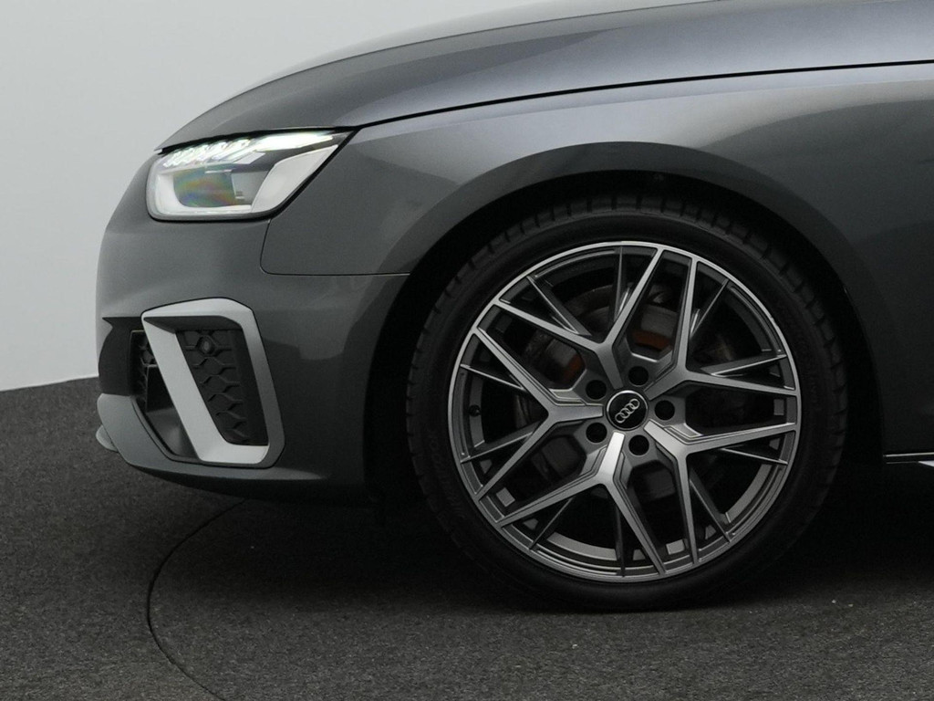 Audi A4 (S961BL) met abonnement