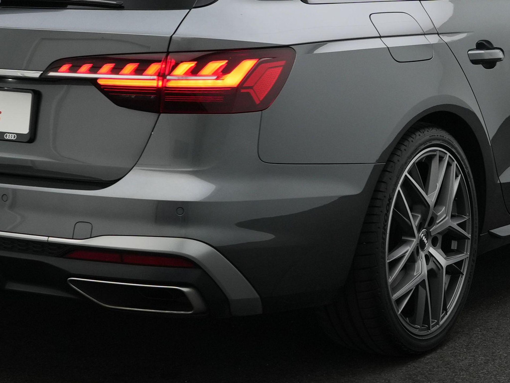 Audi A4 (S961BL) met abonnement