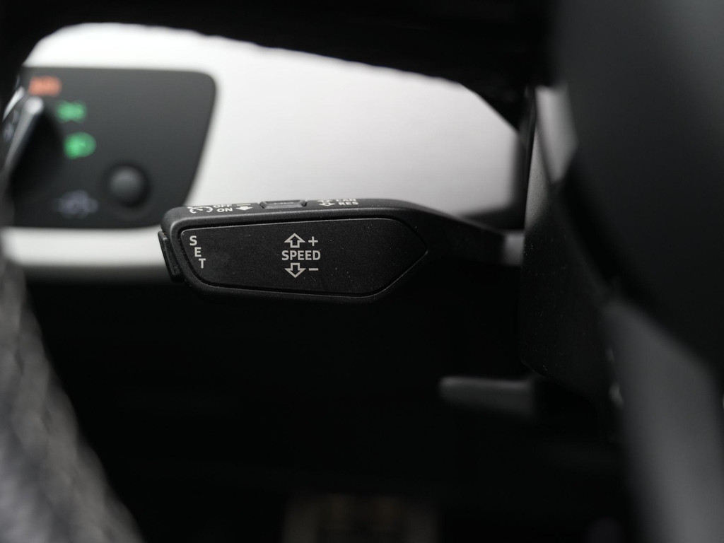 Audi A4 (S961BL) met abonnement